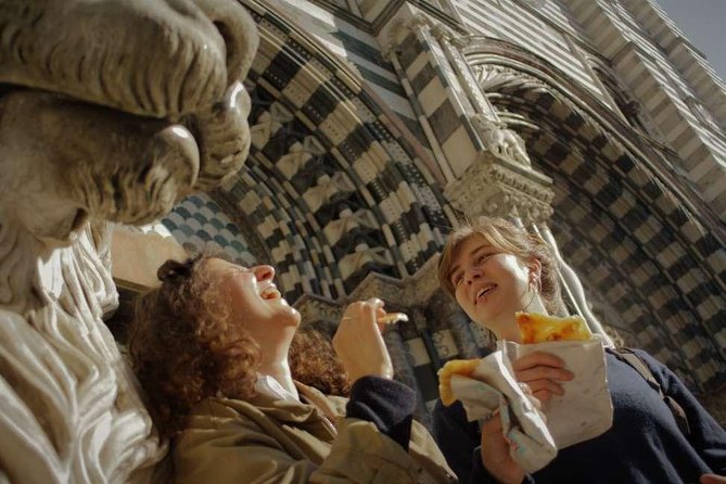 Itinerant dinner in the old town - Highlights of the Old Town Food Tour in Genoa