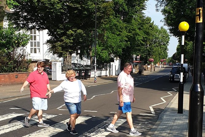 It's Only Rock n Roll, but I like It Taxi Tour - Iconic Crossings and Historic Sites in Central London