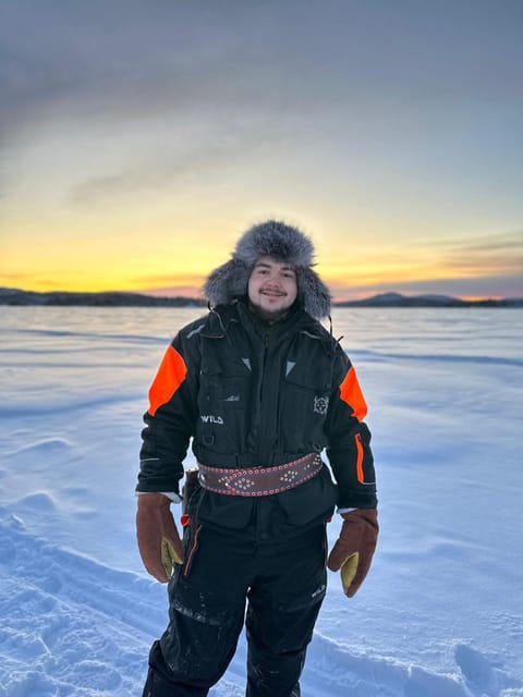 Ivalo: Ice Fishing Tour to Lake Inari, Reindeers & Lunch - Visiting Tina and Tapio’s Island Home with Reindeer Encounters