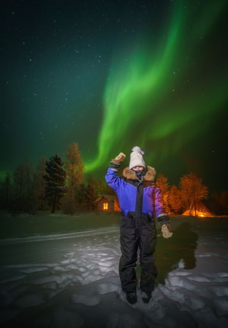 Ivalo: Lake Inari Northern Lights Tour w/ Reindeer & Dinner - A Quiet Moment at Lake Inari