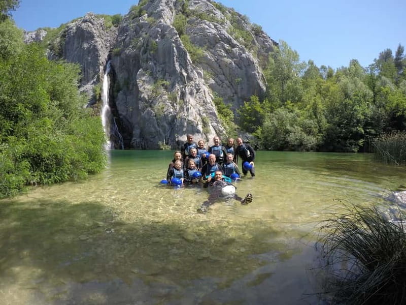Iz Omisa: Extremni Canyoning na rijeci Cetini/ Free photos - Exciting Canyon Adventure with Professional Guides in Croatia