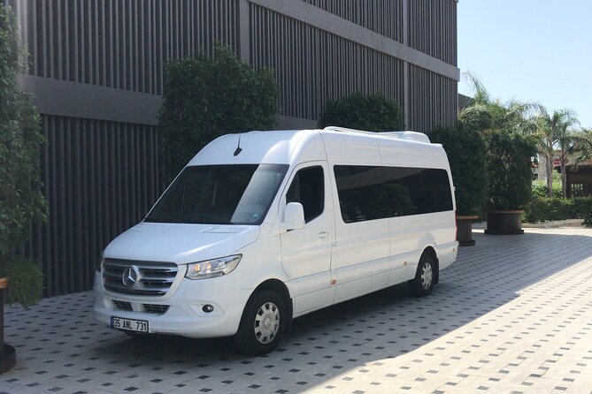 Izmir Airport to Cesme/Alacati, Kusadasi, and Foca Transfers - Convenient Airport Pickup with Personalized Service