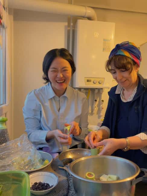 Izmir: Authentic Turkish Home Cooking Class with Locals - Key Points