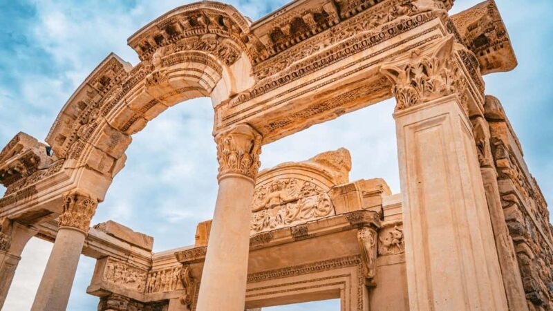 Izmir: Ephesus Small Group Tour with Lunch - Visiting the House of Virgin Mary on Mount Koressos