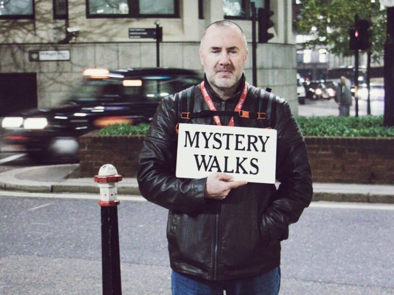 Jack the Ripper Tour with Fish & Chips Meal - Key Points