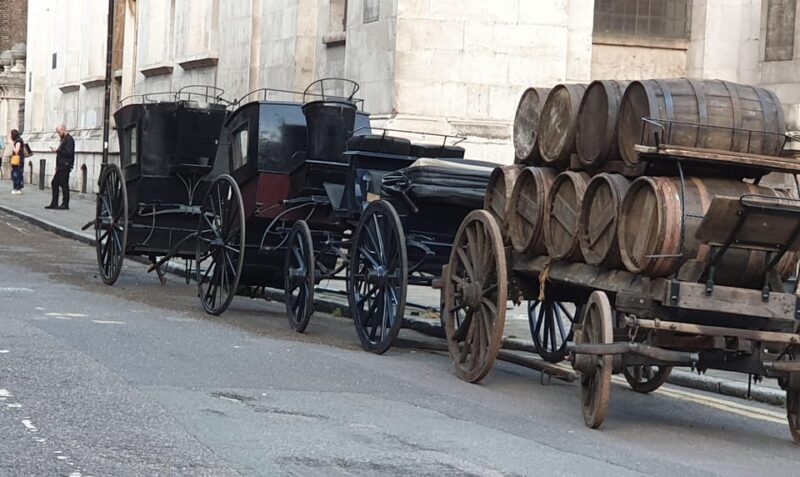 Jack the Ripper Tour with Fish & Chips Meal - The Guided Tour: Exploring Victorian London and the Crime Scenes