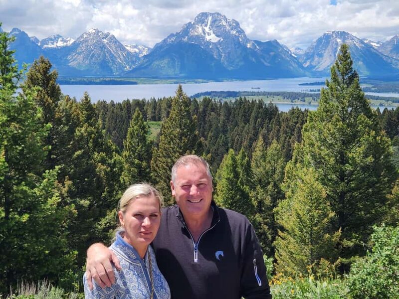 Jackson: Grand Teton National Park - Van Tour - Explore Grand Teton and Yellowstone in a Private Van Tour from Jackson