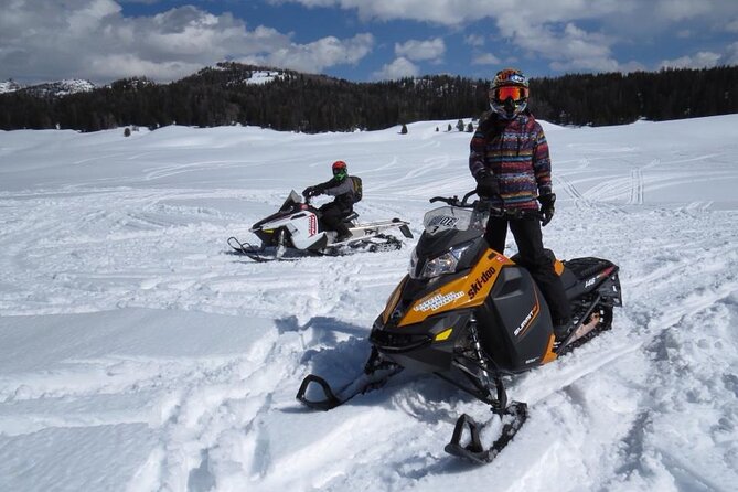 Jackson Hole Self Guided Snowmobile Rentals - Key Points