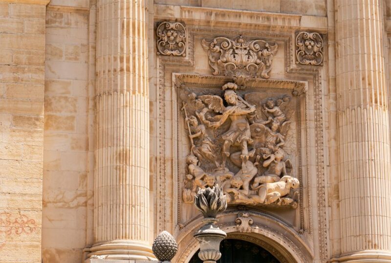 Jaén: 3-hour tour, Cathedral, Jewish Quarter and Arab Baths - Exterior of La Magdalena Church and Its Unique Heritage