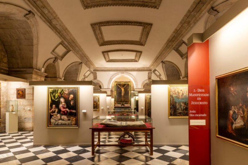 Jaen: Jaen Cathedral Entry ticket - The Architecture and Artistic Highlights of the Cathedral