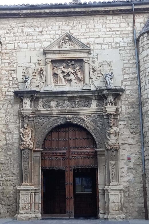 Jaén night tour: legends and mysteries - Night Access to San Lorenzos Arch and Its Secrets