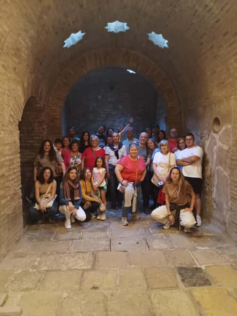 Jaén Tour: "Capital of the Holy Kingdom" - The Impact of the Civil War at the Santiago Air Raid Shelter