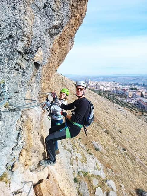 Jaén: Via Ferrata. Guided Rock Climbing Tour - Discover the Jaén Via Ferrata "Fuente de la Peña" and Its Spectacular Views