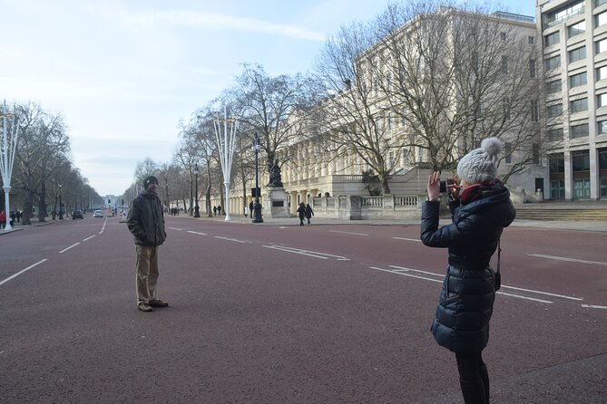 James Bond Film Location Walking Tour in London - Hidden Hideaways and Filming Secrets