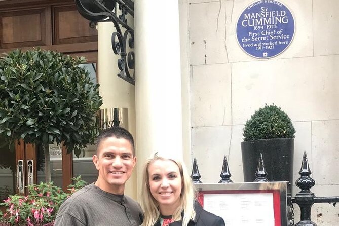 James Bond ,The Kingsman, plus Spies and Villains Black Taxi Tour - Suitability for Fans and Families