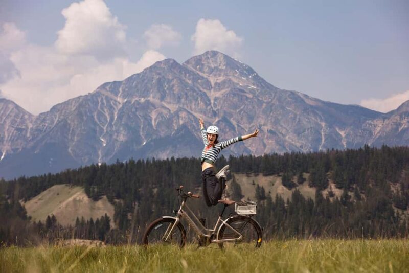 Jasper: 25 KM E-Bike Safari with Wildlife and Beaches - Discover Jasper’s Scenic Back Roads on a Guided E-Bike Safari