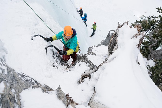 Jasper Ice Climbing Experience - The Guides: Maarten and the Team