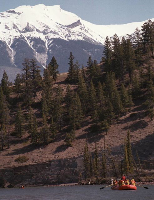 Jasper: Jasper National Park Easy 2-Hour Rafting Trip - Convenient Meeting Point at Jasper Train Station