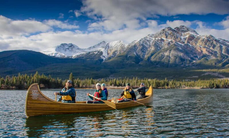 Jasper: Pyramid Lakes Guided Canoe Trip with Snacks & Drinks - Paddling Experience and Wildlife Viewing Opportunities