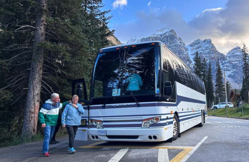 Jasper to Banff: Icefields Parkway & Glacier Day Tour - Explore Alberta’s Iconic Mountain Highway on a Full-Day Jasper to Banff Tour