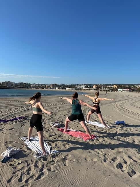 Jávea: Beach Yoga Class at Playa de L'Arenal (In English) - The Experience of Practicing Yoga by the Sea