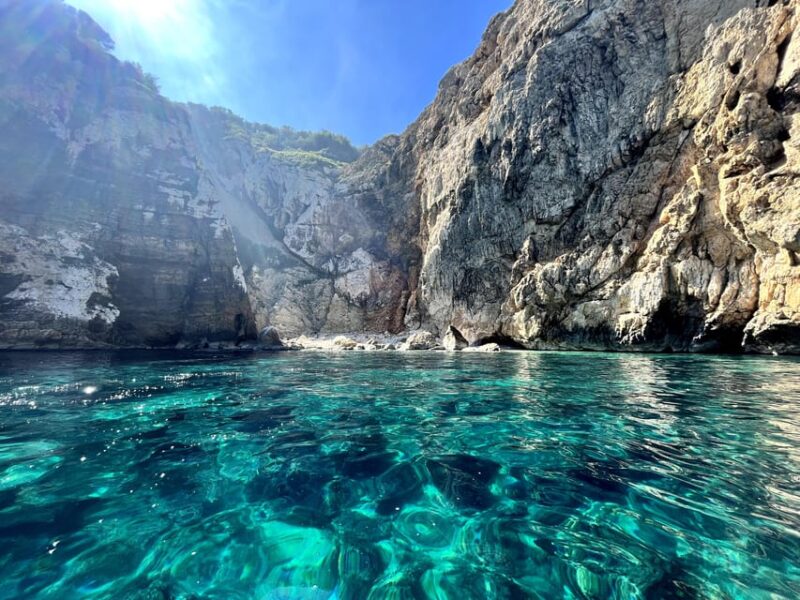 Jávea: Cala Portixol Kayak Tour with Snorkel & Cliff Jumping - The Thrill of Cliff Jumping in Javea’s Blue Lagoon