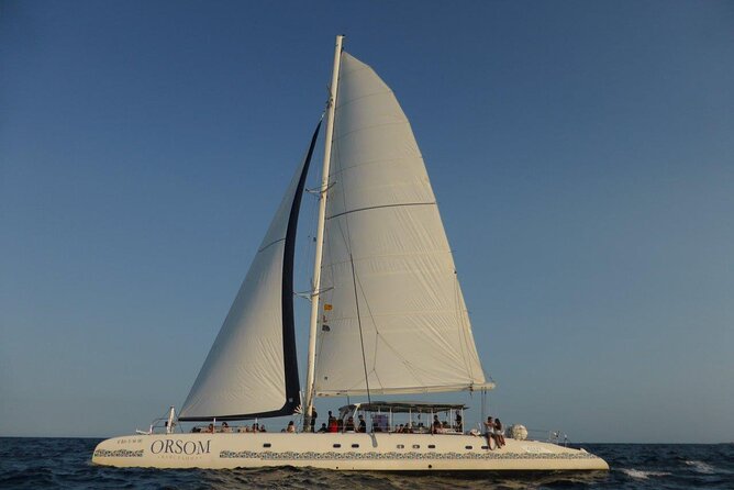 Jazz and Chill Out Cruise in Barcelona - The Live Jazz Performers and Music Atmosphere