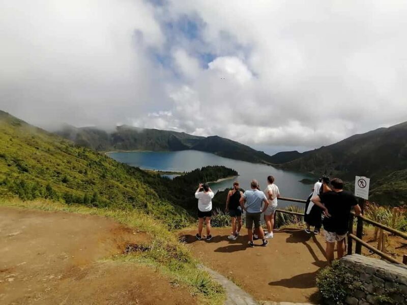 JEEP - CRUISE - FIRE LAKE (Lagoa do Fogo) - Summary: Who Will Truly Appreciate This Tour?