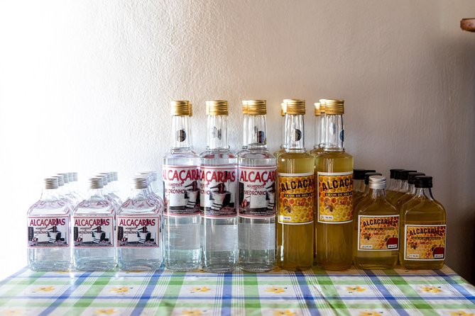 Jeep Safari #1 in Algarve - Off-Road Tracks and Stream Crossings