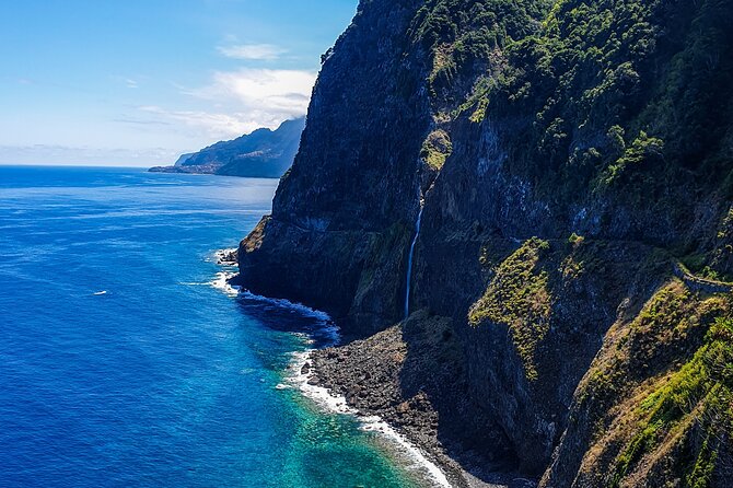 Jeep Safari 4x4 West Madeira - Porto Moniz - Fanal - Cabo Girão - Off-Road Adventure in the Laurissilva Forest