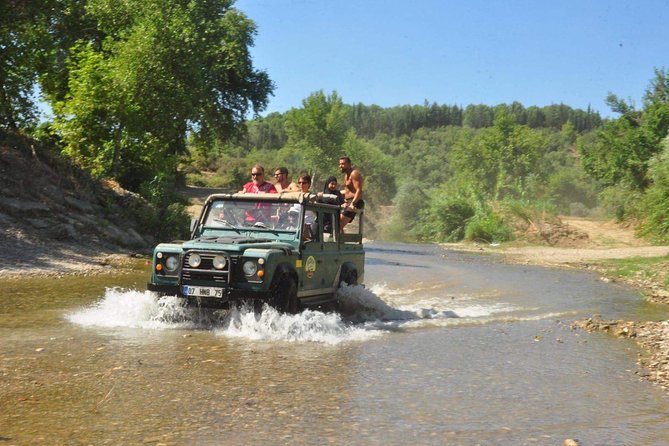 Jeep Safari Adventure around Green Canyon - Food, Drinks, and Optional Extras