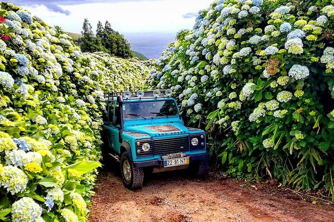 Jeep Tour Full Day Sete Cidades & Lagoa do Fogo with lunch and drinks included. - Explore Sao Miguels Natural Wonders with a Full-Day Jeep Tour