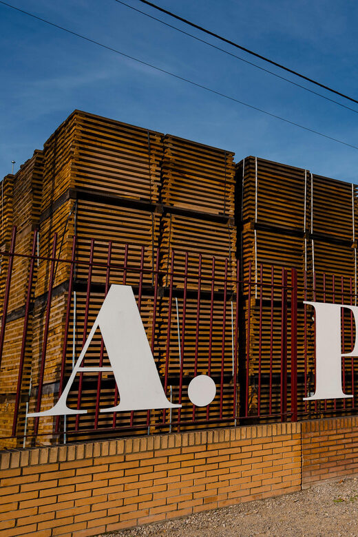 JEREZ DE LA FRONTERA: GUIDED TOUR TO THE COOPERAGE - Key Points