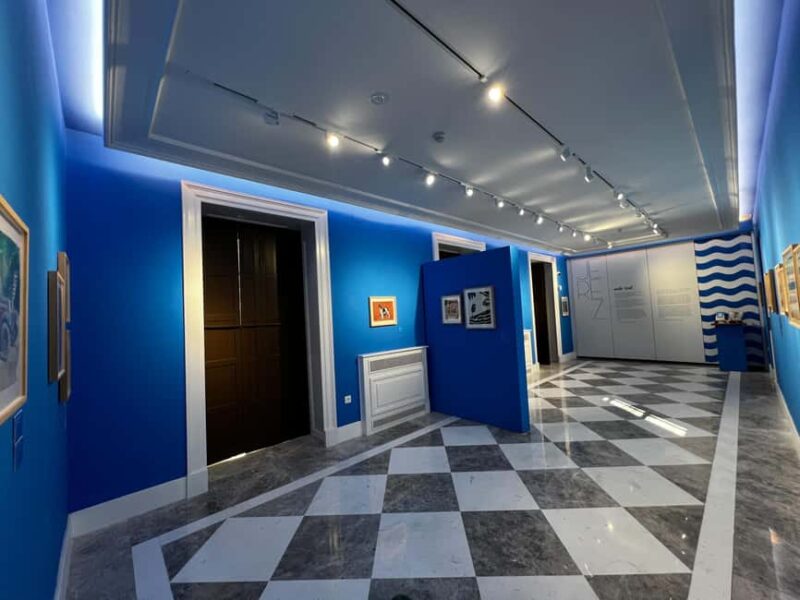 Jerez de la Frontera: Sherry Gallery and San Dionisio Palace - Practical Details: Booking, Accessibility, and Group Size