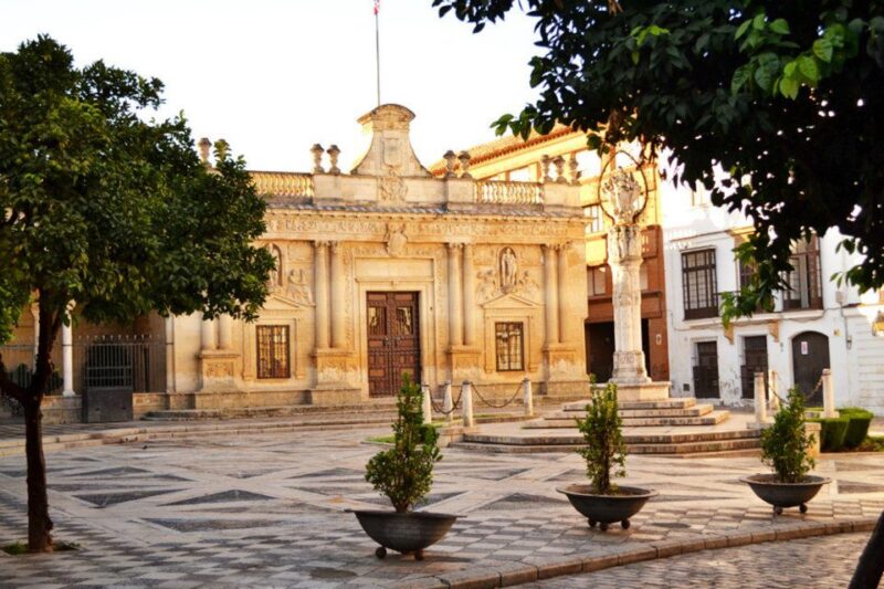 Jerez: Historic Center Guided Tour - Admiring Architectural Styles at the Cathedral