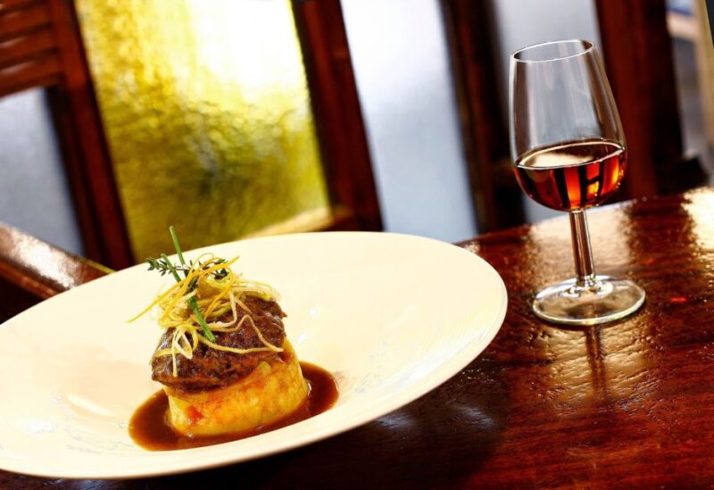 Jerez: Traditional Tapas Tour - Exploring Jerez’s Historic Streets, Squares, and Monuments