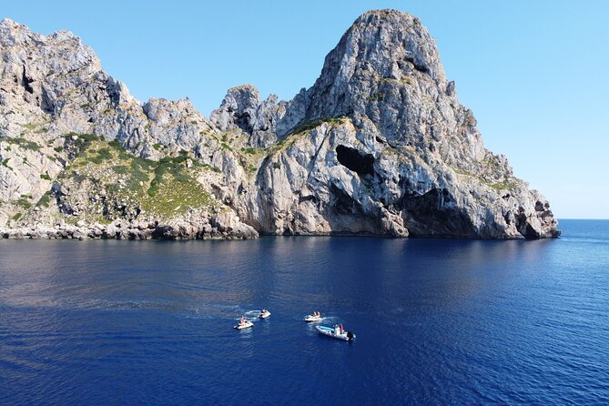 Jet ski excursion from San Antonio (Ibiza) to Es Vedrá - Key Points