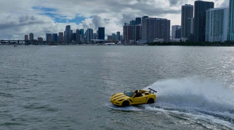 Jetcar Miami: 1 JetCar Rental | 1h | 250$ due at Check-in - The Heart of the Tour: 1 Hour of JetCar Driving at Miami Beach