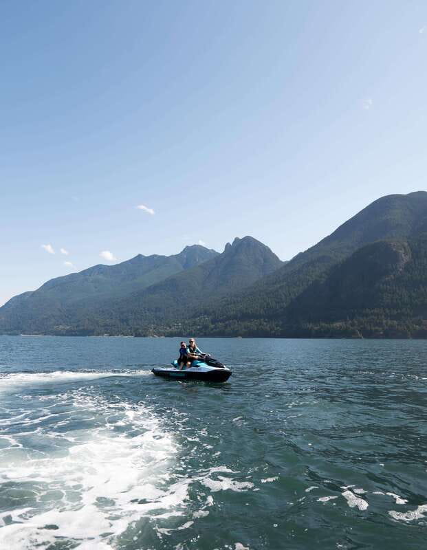 Jetski to Bowen Island, incl beer, wine, coffee or icecream - Discover Lighthouse Park and Coastal Rainforests