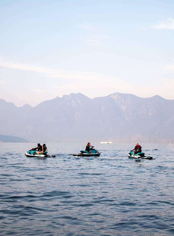 Jetski to Bowen Island, incl beer, wine, coffee or icecream - The Experience at a Glance: Strengths and Considerations