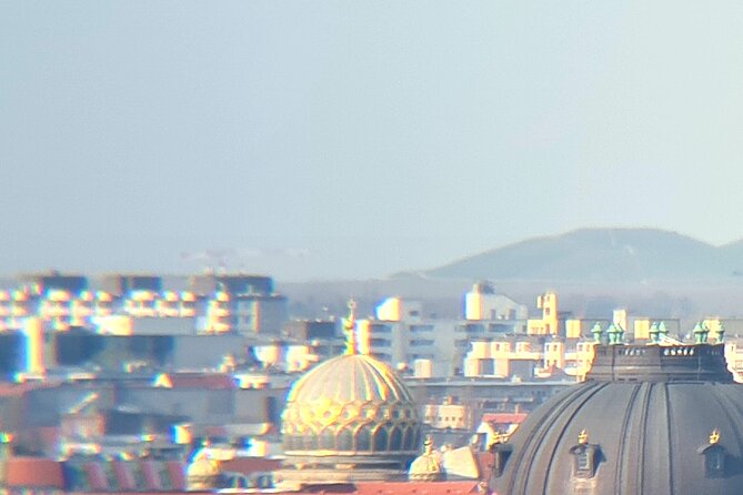 Jewish Berlin: Walking tour The Old Jewish Quarter (private 3 Hours tour) - The Missing House: A Symbol of Loss