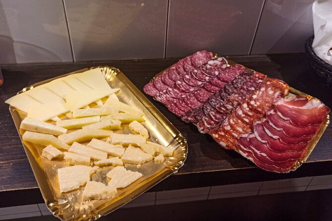 Jewish Ghetto and Navona Food Wine and Sightseeing Tour of Rome - The Cultural and Culinary Layer of Campo de Fiori