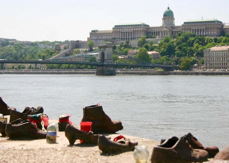 Jewish Heritage Walk: Synagogues, Shoes, Secrets & Flódni - How This Tour Compares to Similar Experiences