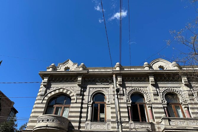 Jewish Heritage Walking Tour with Kosher Wine Tasting - Practical Details and Accessibility