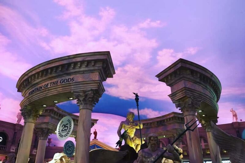 Jewish History Private Walking Tour of the Las Vegas Strip - Visiting the Flamingo and the Bugsy Siegel Monument