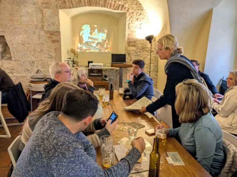 Jewish Prague: Guided Tour with Synagogues & Cemetery Entry - Exploring the Old Jewish Cemetery