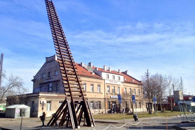 Jewish Prague With a Local Historian - Exploring Josefov and Its Hidden Corners