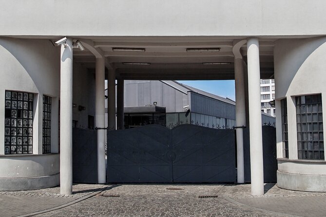 Jewish Quarter Group Tour by Golf Cart with Schindler's Museum visit in Krakow - The Significance of Podgórze and WWII History