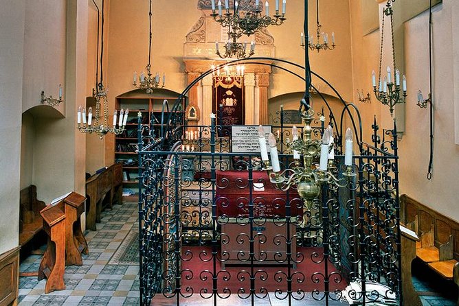 Jewish Quarter Kazimierz and Schindler's Factory Guided Tour - Practicalities: Meeting Points, Group Size, and Accessibility