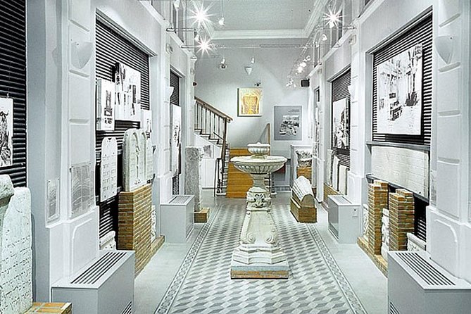 Jewish Sightseeing Private City Tour in Thessaloniki - Visiting Casa Bianca at the Municipal Art Gallery